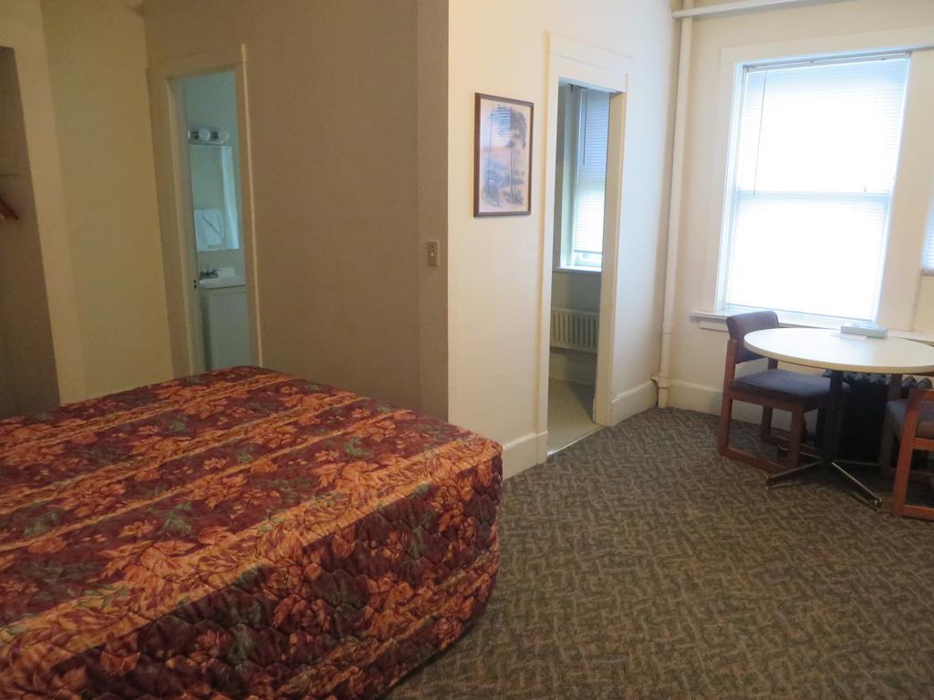 Travelers Hotel Rochester Rom bilde